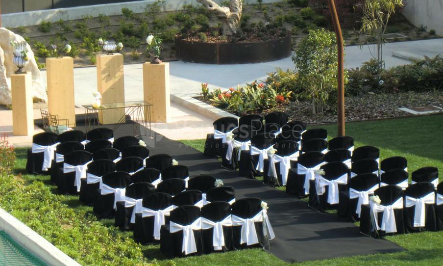 Ceremonias en el precioso jardín de Hotel Alimara