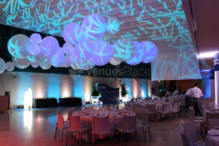 Sala Banquetes, decoraciones singulares, fiestas de empresa