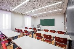 Aula 3 en el Colegio Oficial de Aparejadores y Arquitectos Técnicos de Madrid