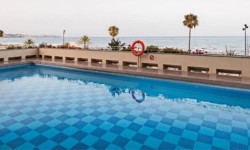 Exterior piscina Hotel Ilunion Fuengirola